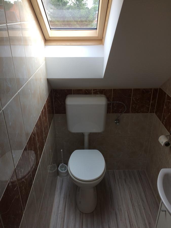 Baro Berg Apartman Apartment Kapuvar Ngoại thất bức ảnh